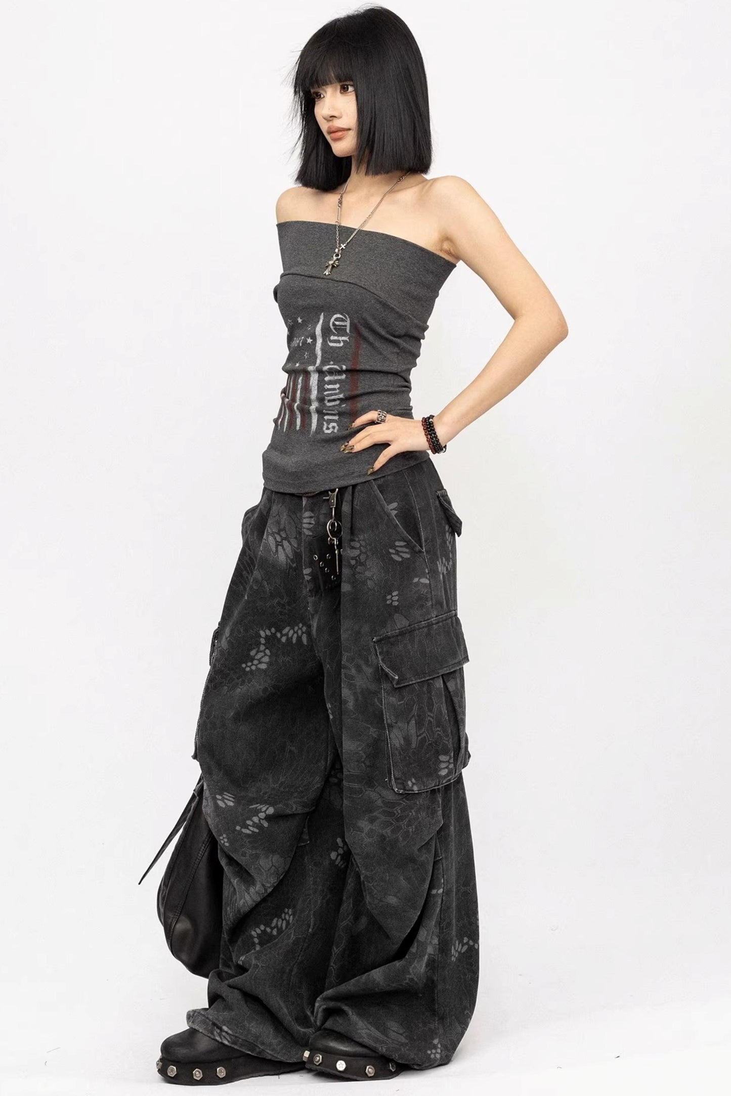 Retro Off-Shoulder Slim T-Shirt