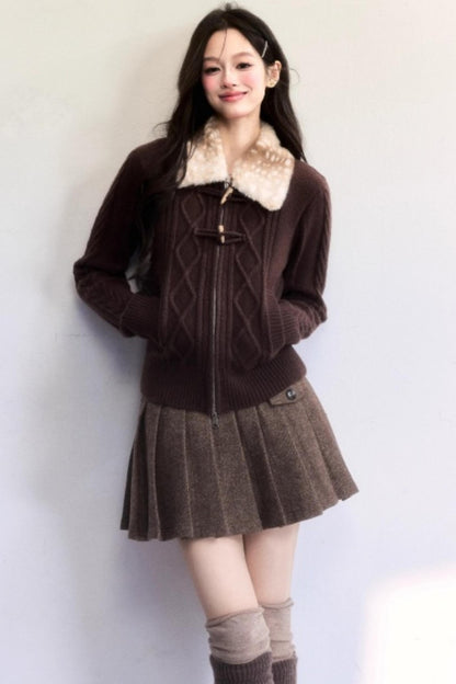 Amber Flow Wool Plaid Skirt