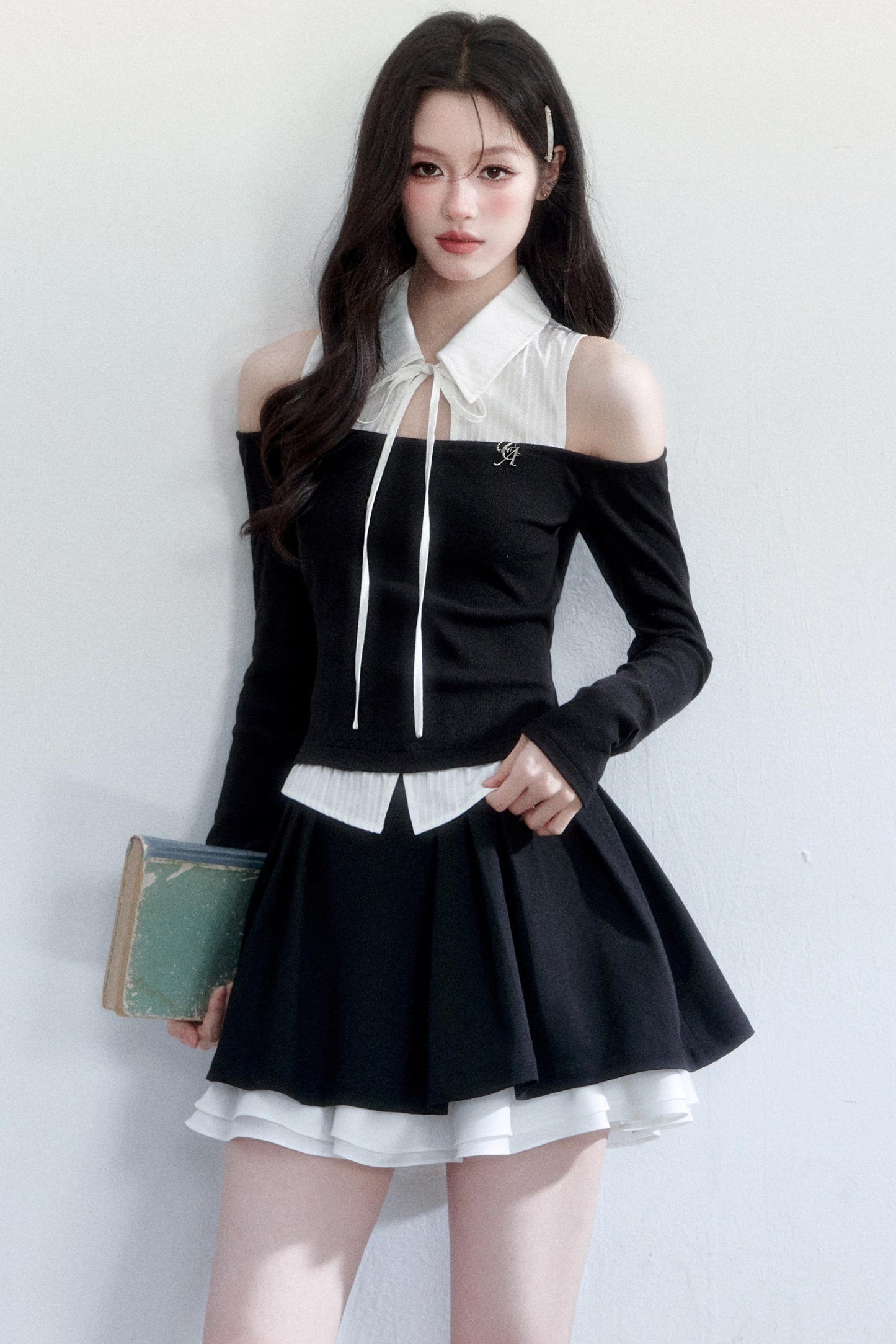 Slim Off-Shoulder Top Set-Up