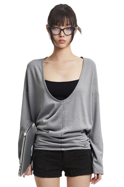 Center Stitched Bat Sleeve Knit Top