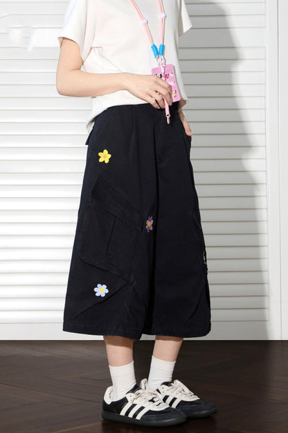 Floral Embroidered Wide-Leg Shorts