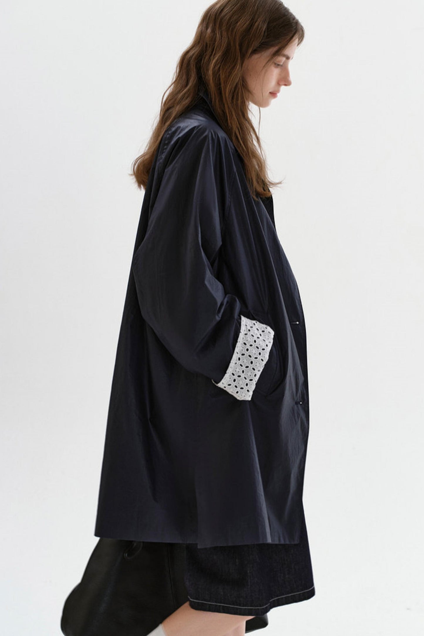 Kunstlederjacke mit Hohlem Stickmuster