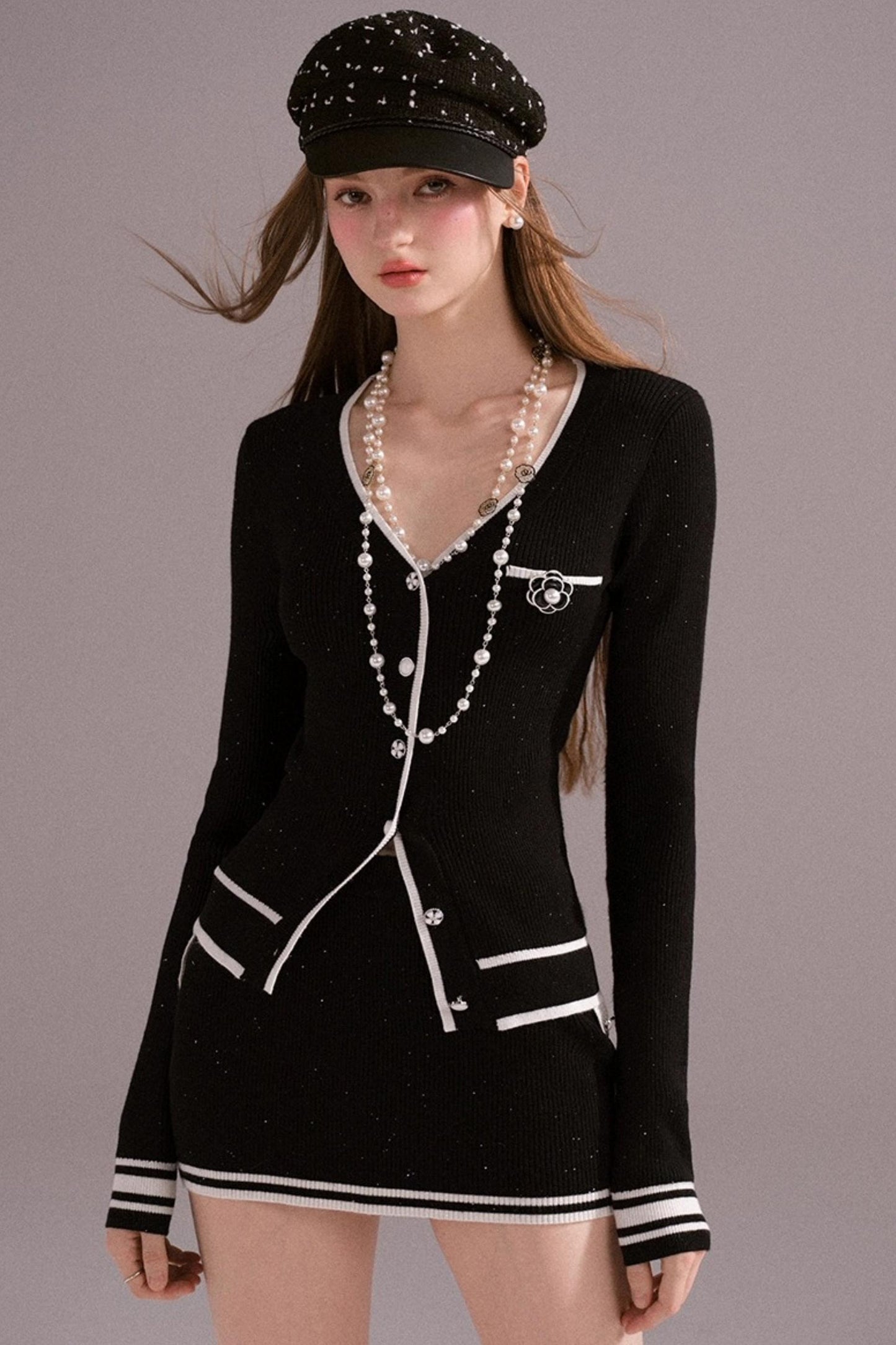 Hot Girl Contrast Knit Cardigan Suit Set-Up