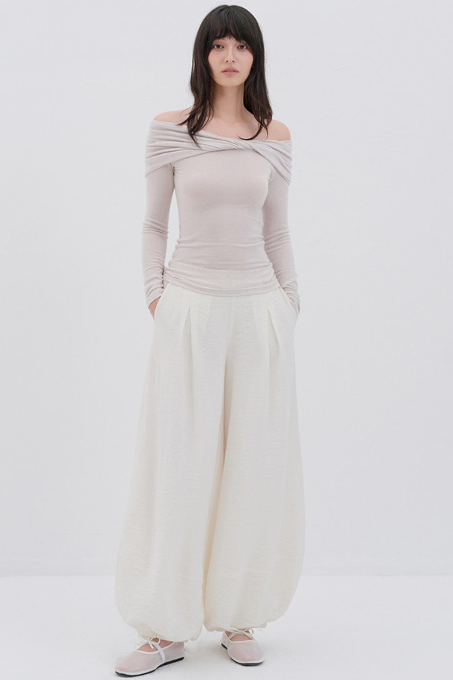 Glutinous Wool Blend One-Shoulder Top