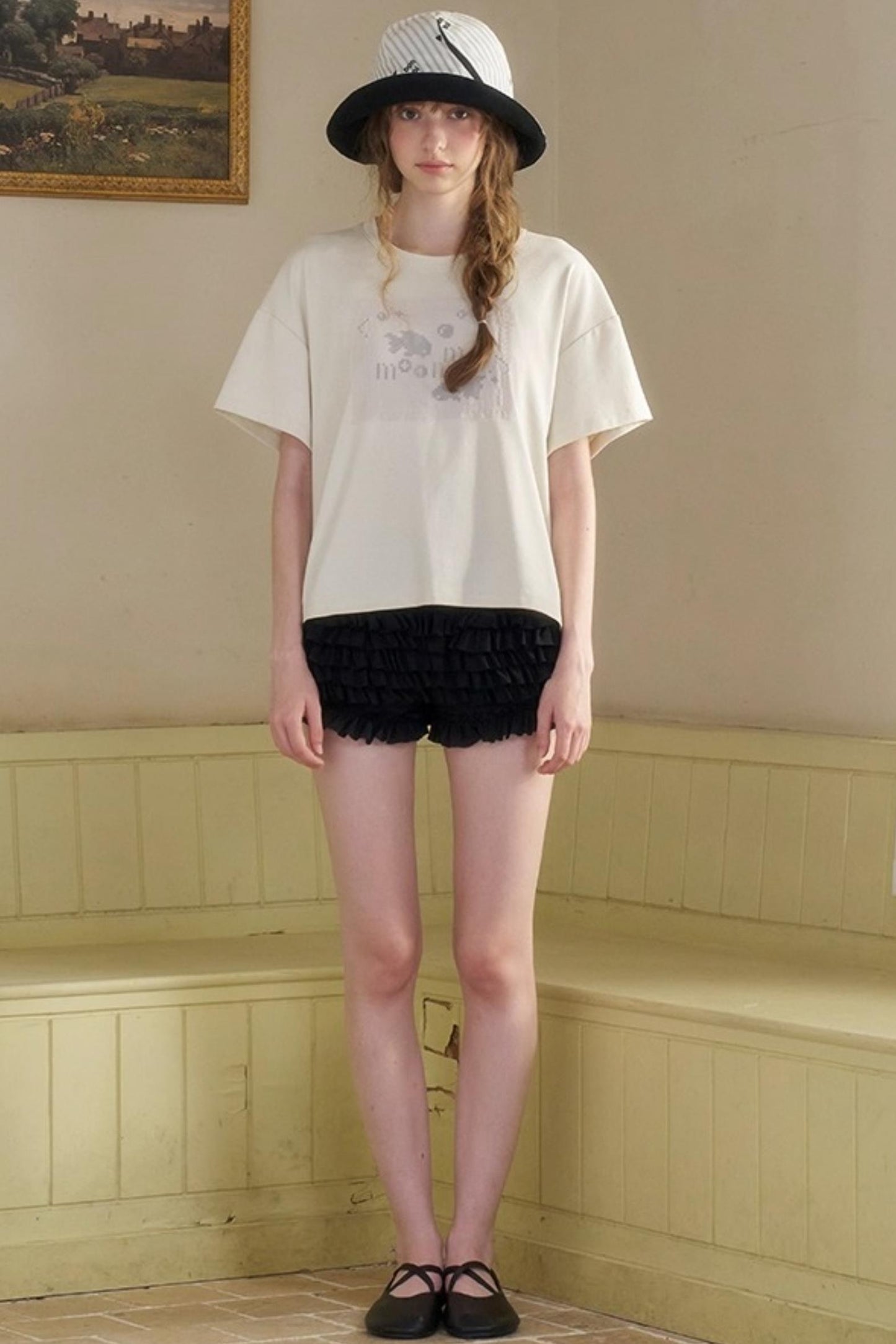 Wandering Fish Embroidered T-shirt