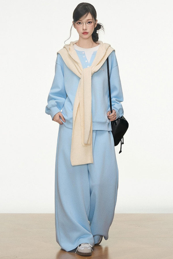 Gray Sweatshirt Set-Up