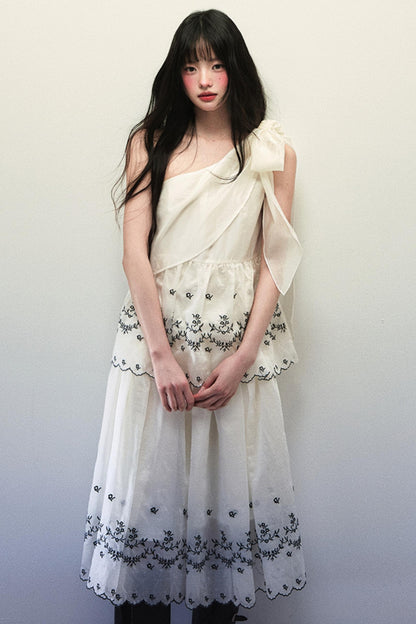 Elegant Embroidered Vest & Skirt Set-Up