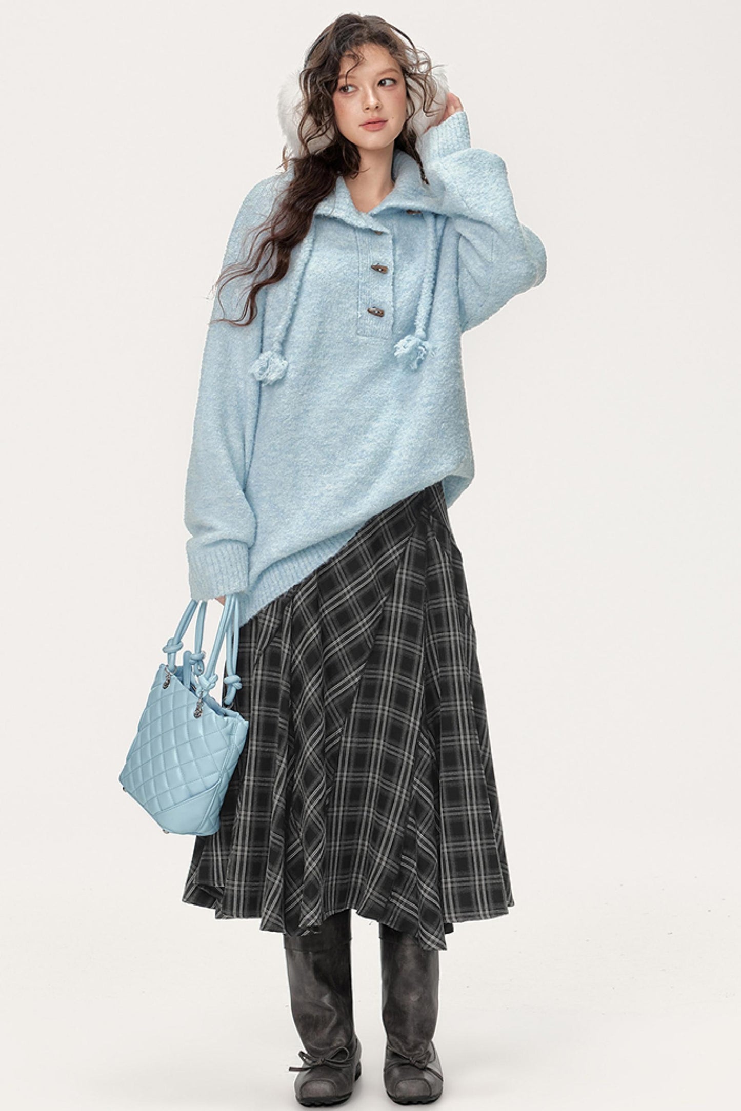 Gentle Feeling Horn Top