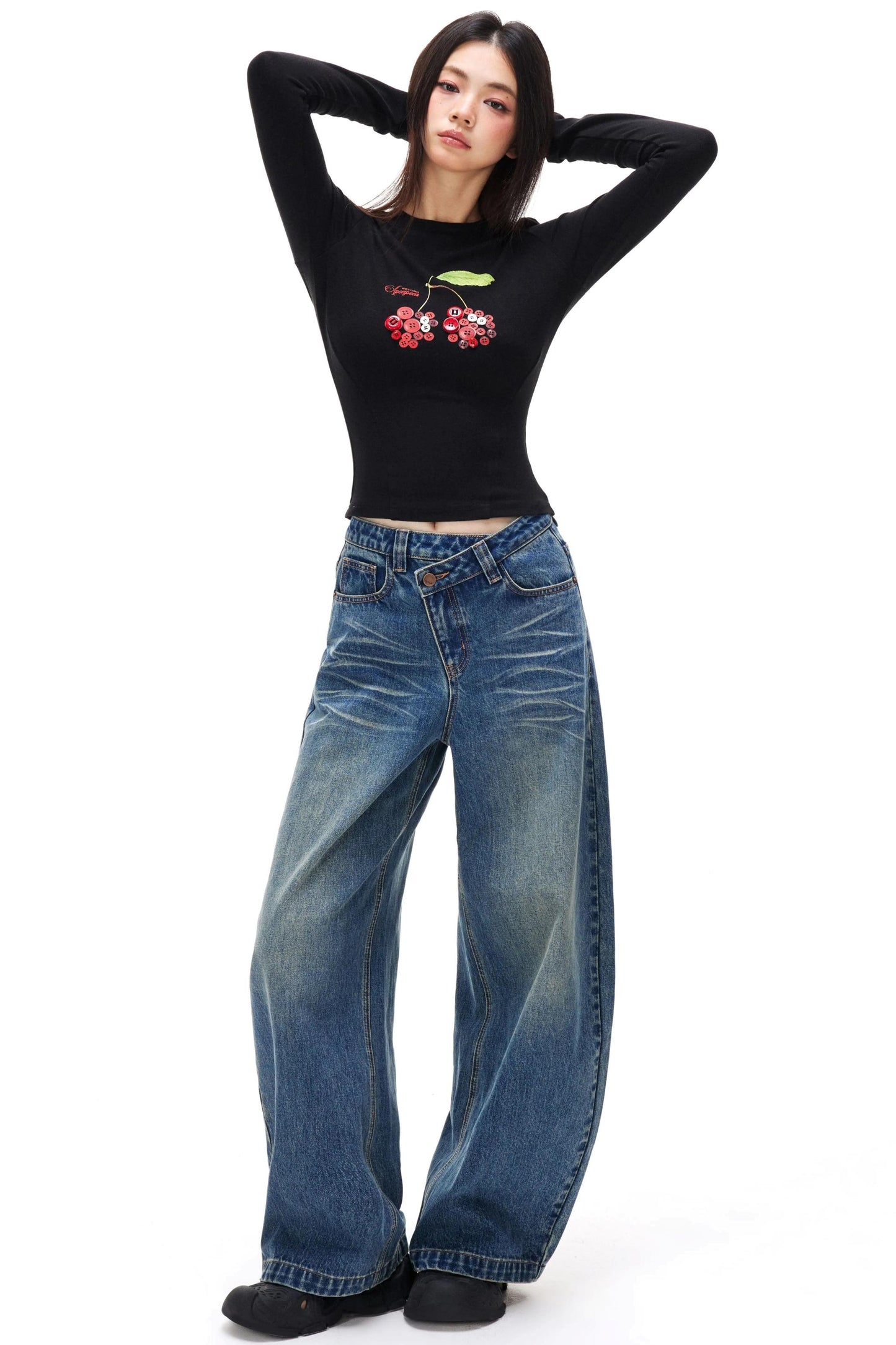 Vintage Distressed Whiskered Jeans