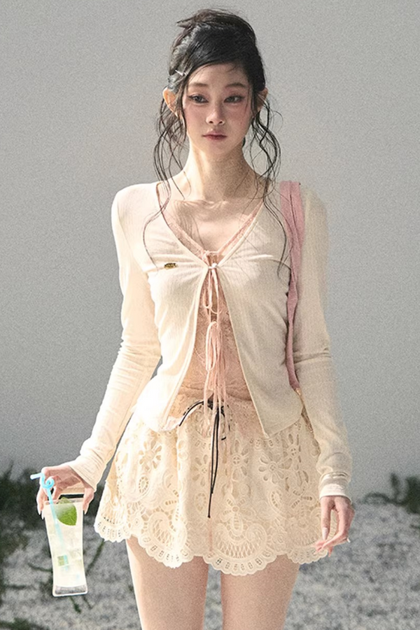 Lace Hollow-Out Top