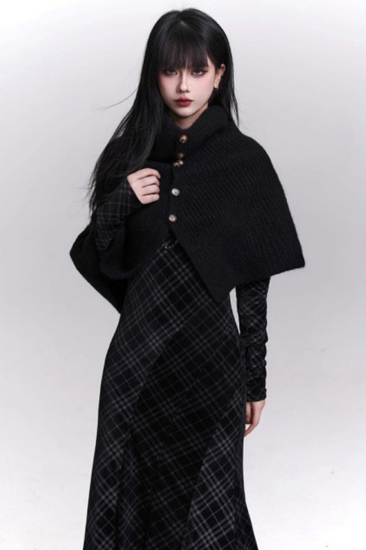 Stunning Black Knitted Cape
