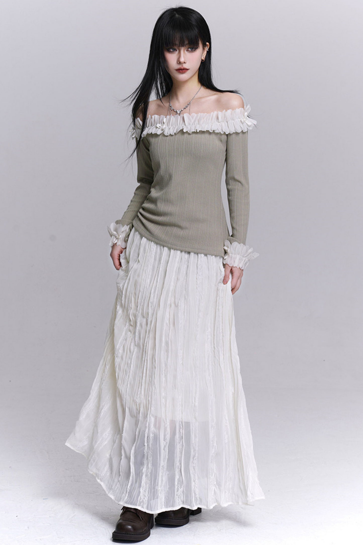 Geisterhafte Ein-Schulter-Bluse