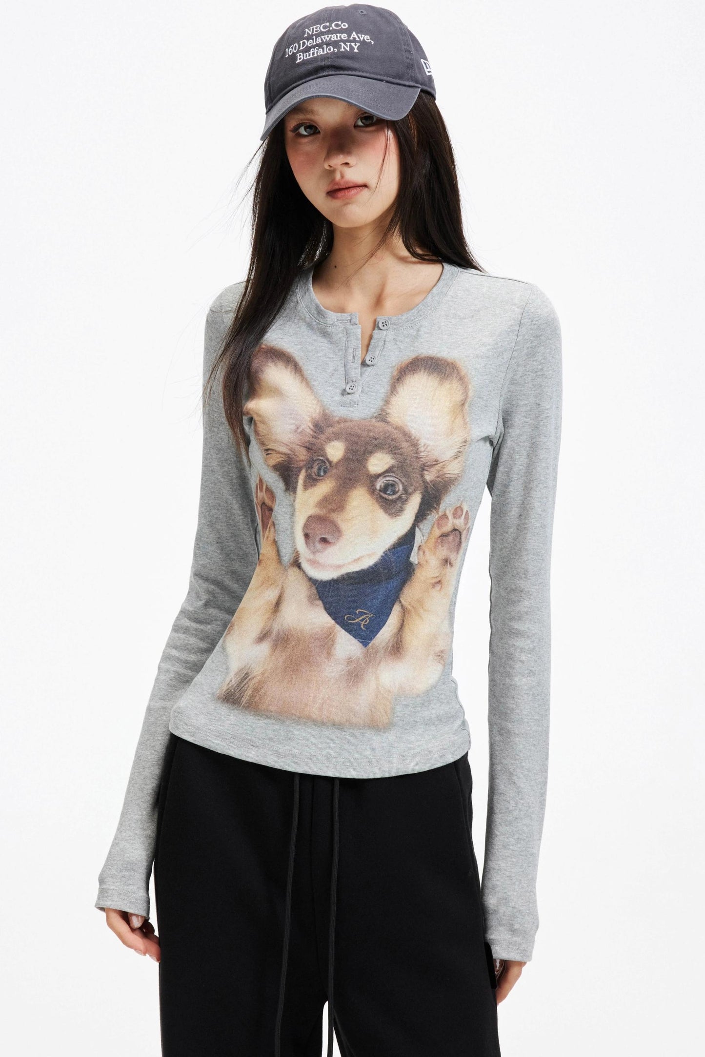 Puppy Print Crew Neck Knit Slim Top