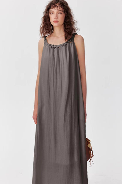 White M?bius Knot Dress