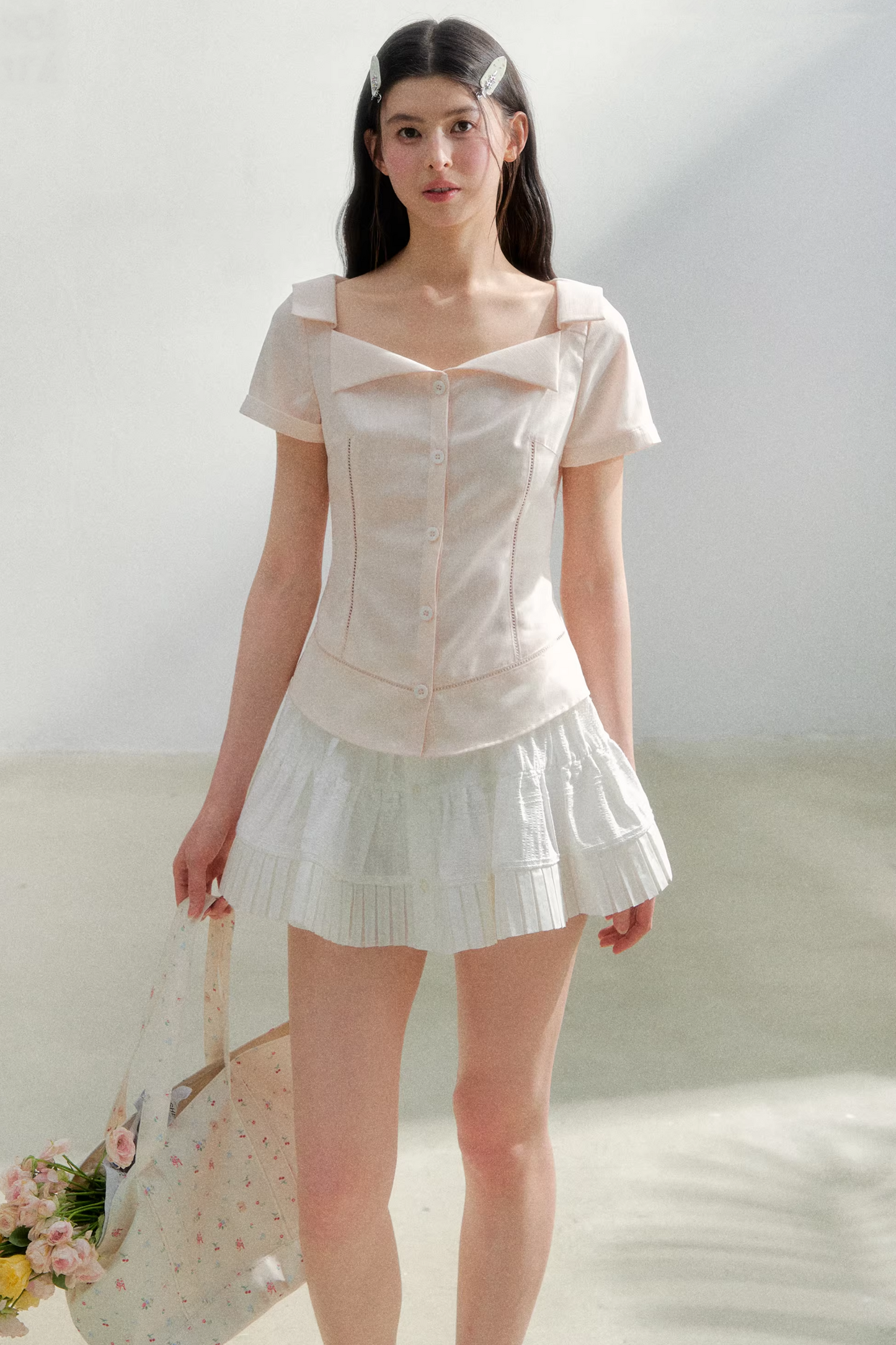 Blusa retrò rosa con risvolto