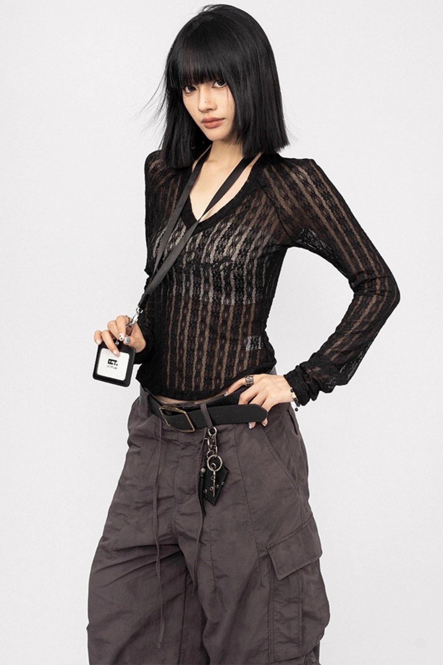 Retro Lace Slim Sleeve Top