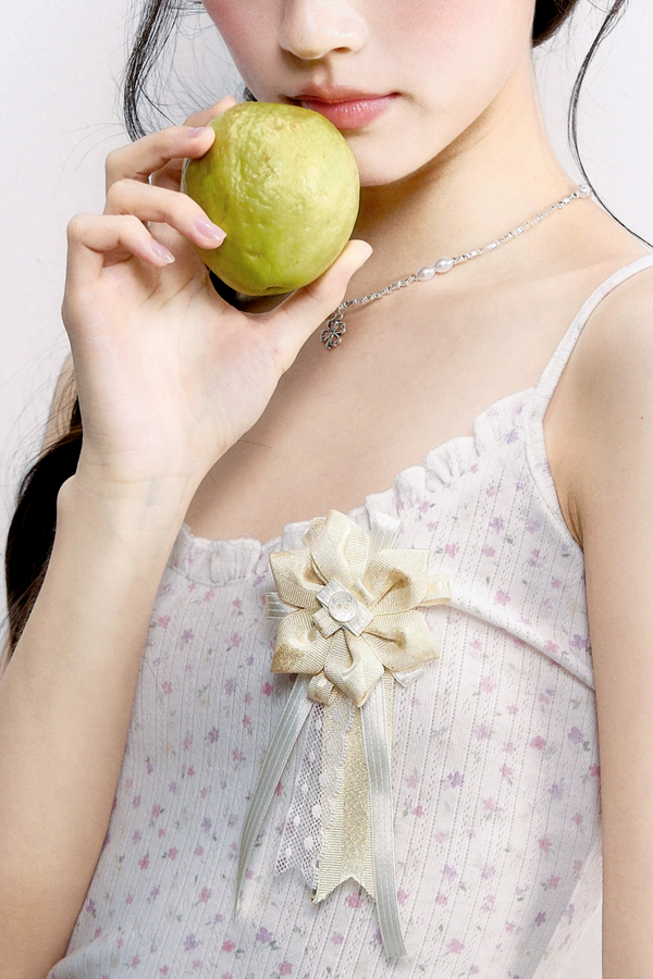 Original Handmade Lily Ribbon Brooch