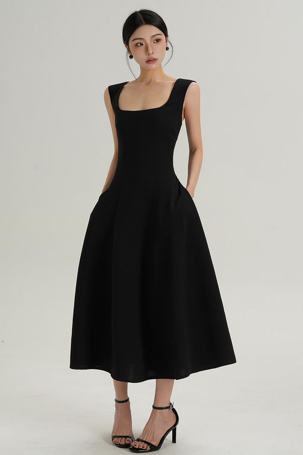 Black Sleeveless Dress