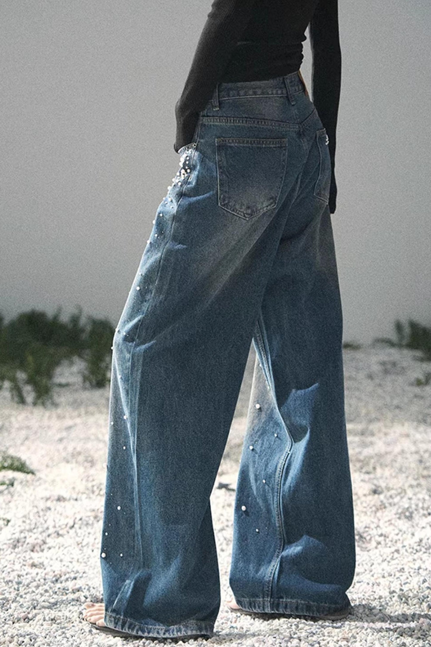 Pantalon en jean bleu clair perlé