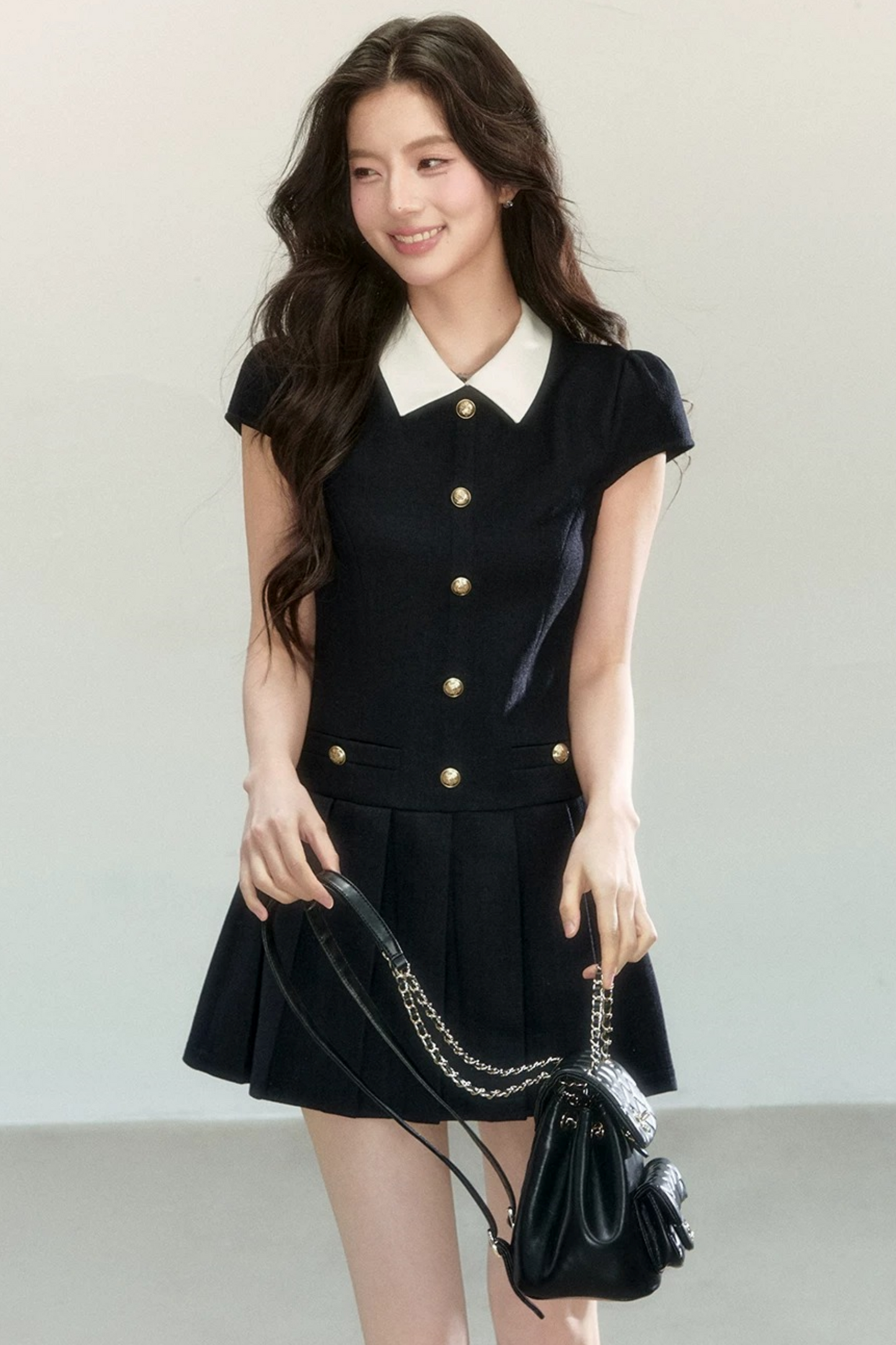 Robe Plissée Élégante Noire