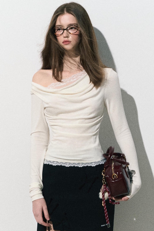 Swing-Neck Lace Knitted Top