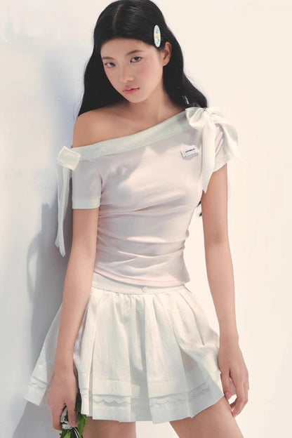 One-Shoulder Shaping T-Shirt