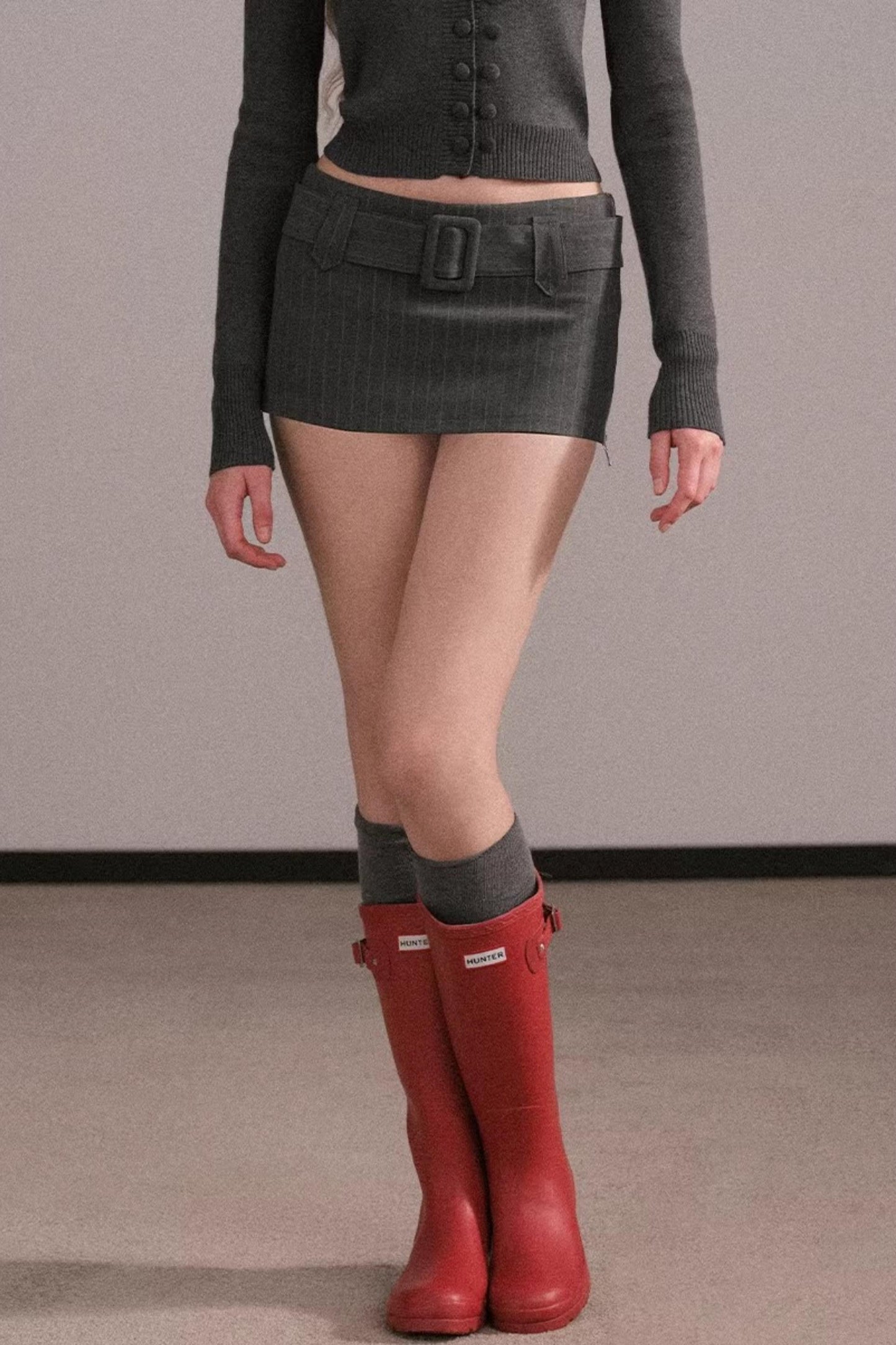 Slim Hip-Hugging Skirt