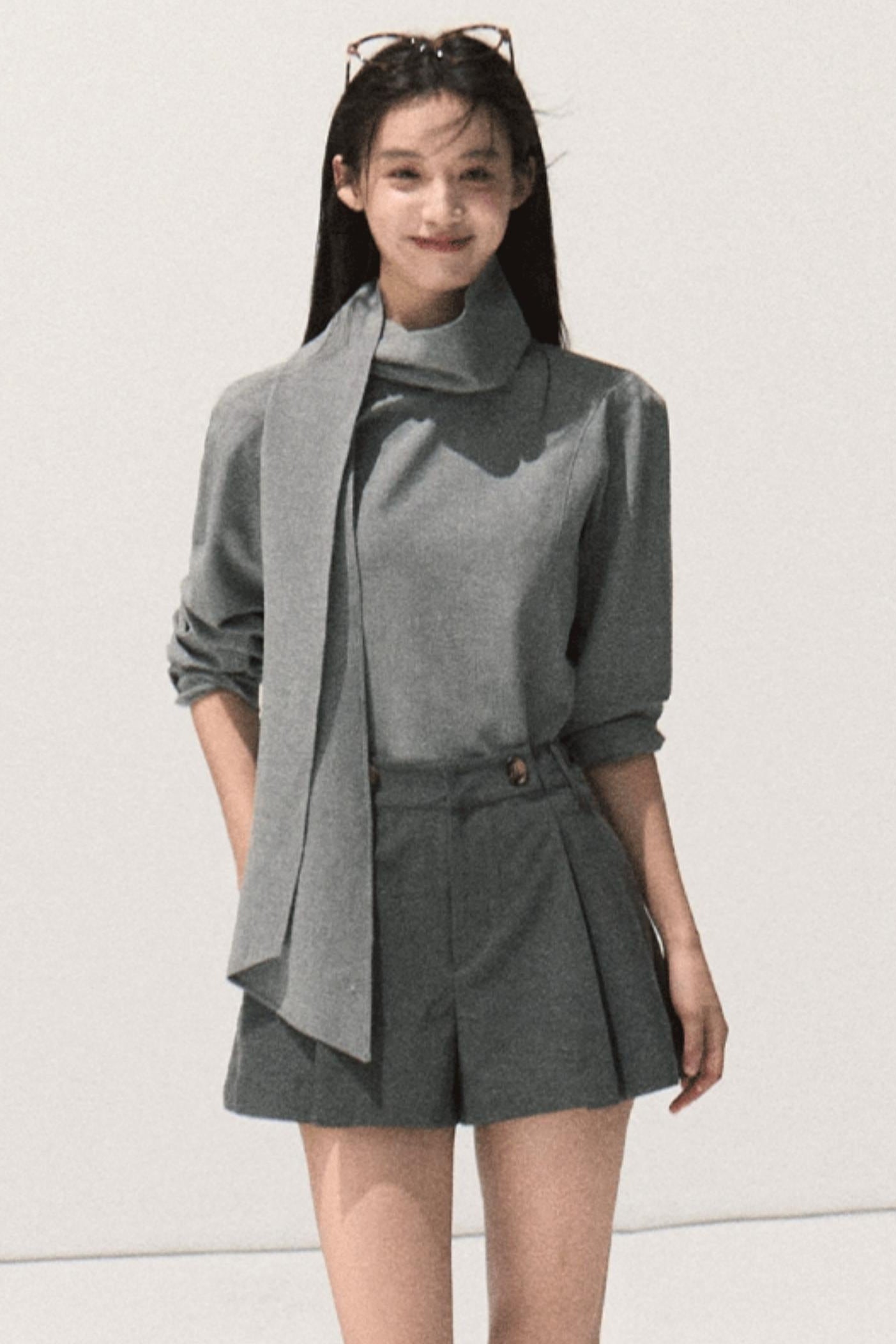 Shoulder Padded Backless Top Shorts Set-Up