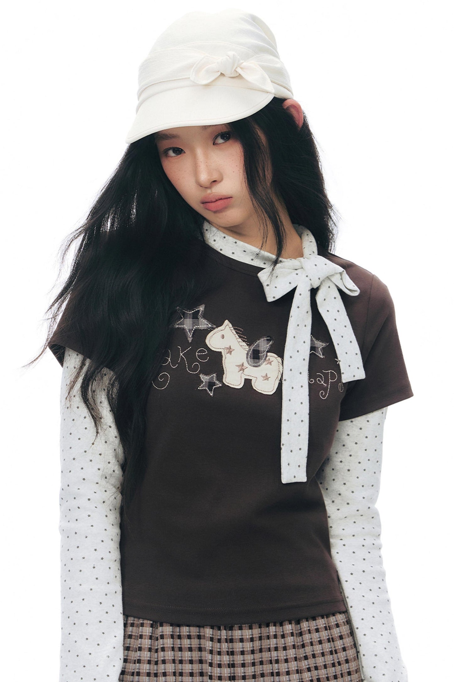 T-Shirt mit Pony-Applikation und Stickerei