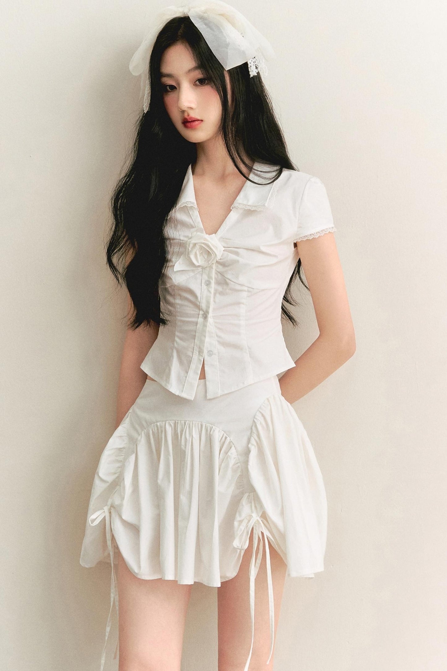 Light Lace-Up Pleated Skirt Set-Up