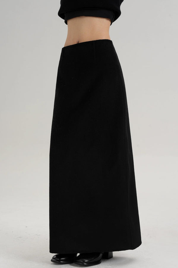 Elegant Wool Pencil Skirt