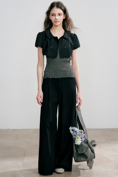 Conjunto de cárdigan y top de tirantes de verano
