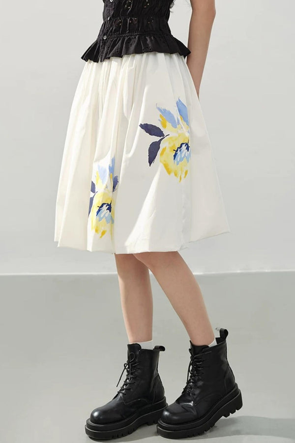 Falda floral blanca tipo farol