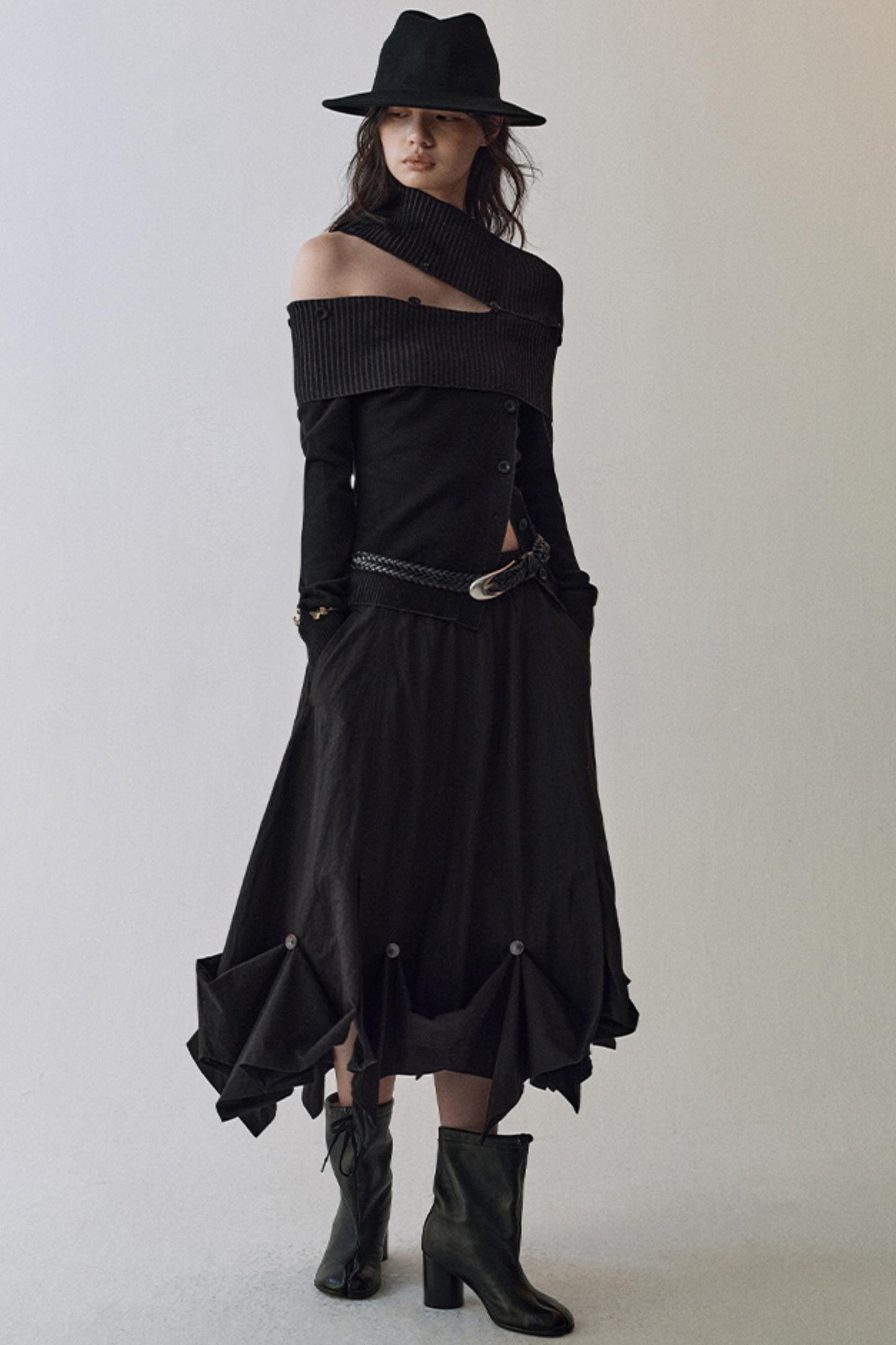 Light And Shadow One-shoulder Top