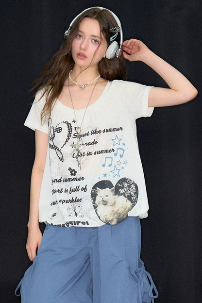 Camiseta de manga corta con cordón ajustable y estampado de gato blanco