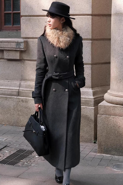 Double-Breasted Woolen Coat Set-Up