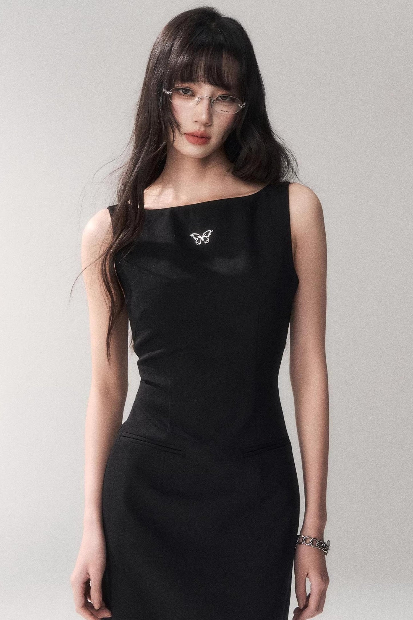 Siren schulterfreies graues Kleid