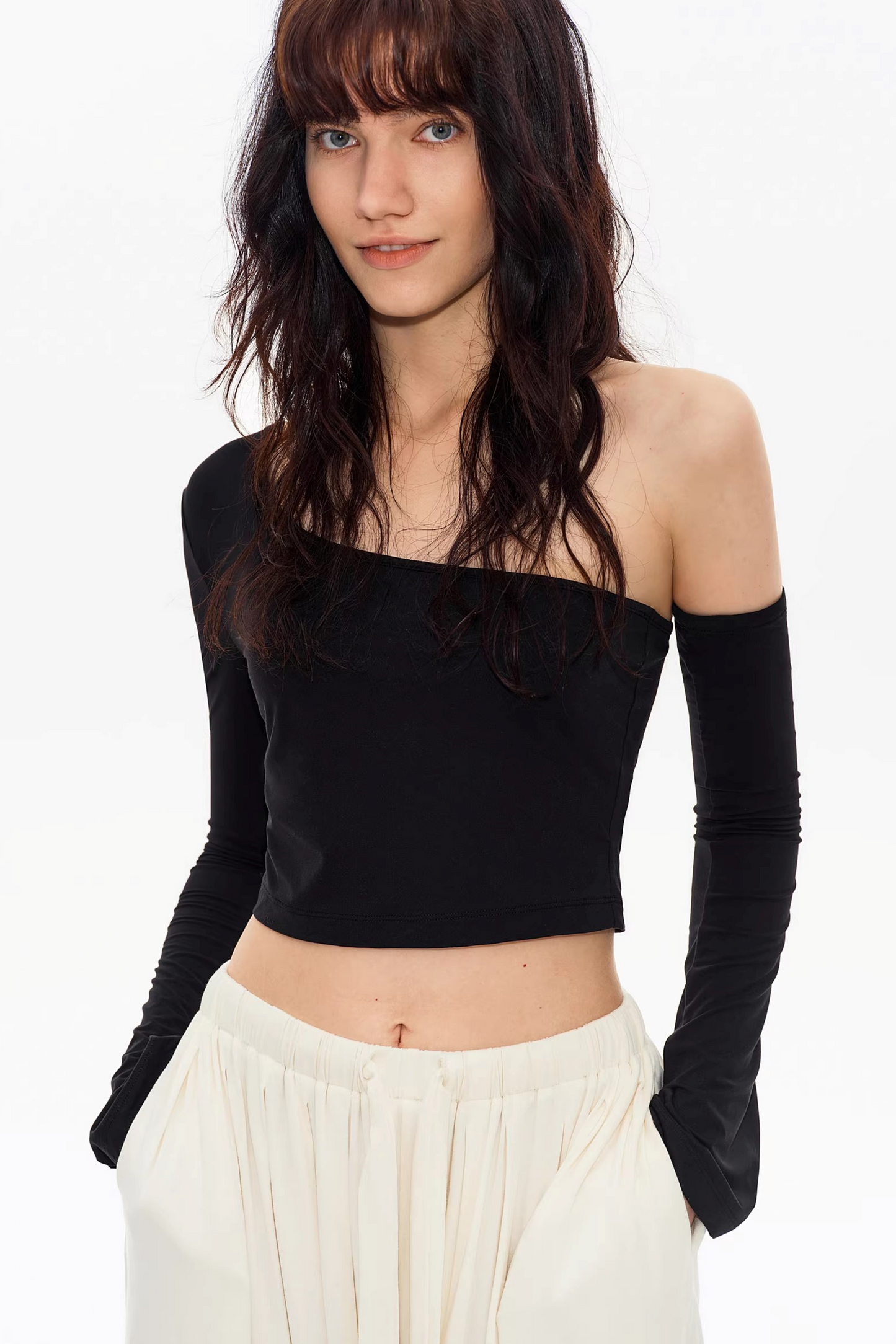 Asymmetrical Shoulder Crop Top