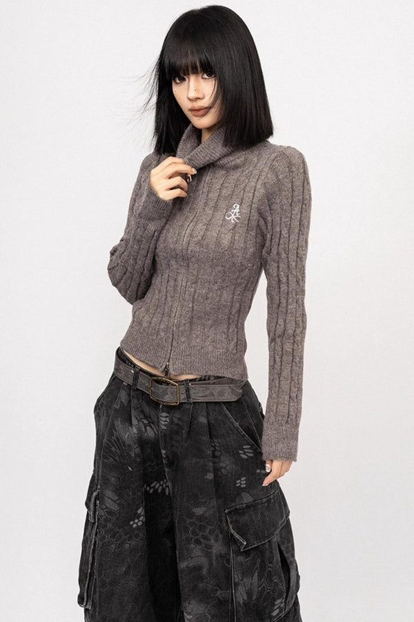 Simple Turtleneck Zipper Sweater