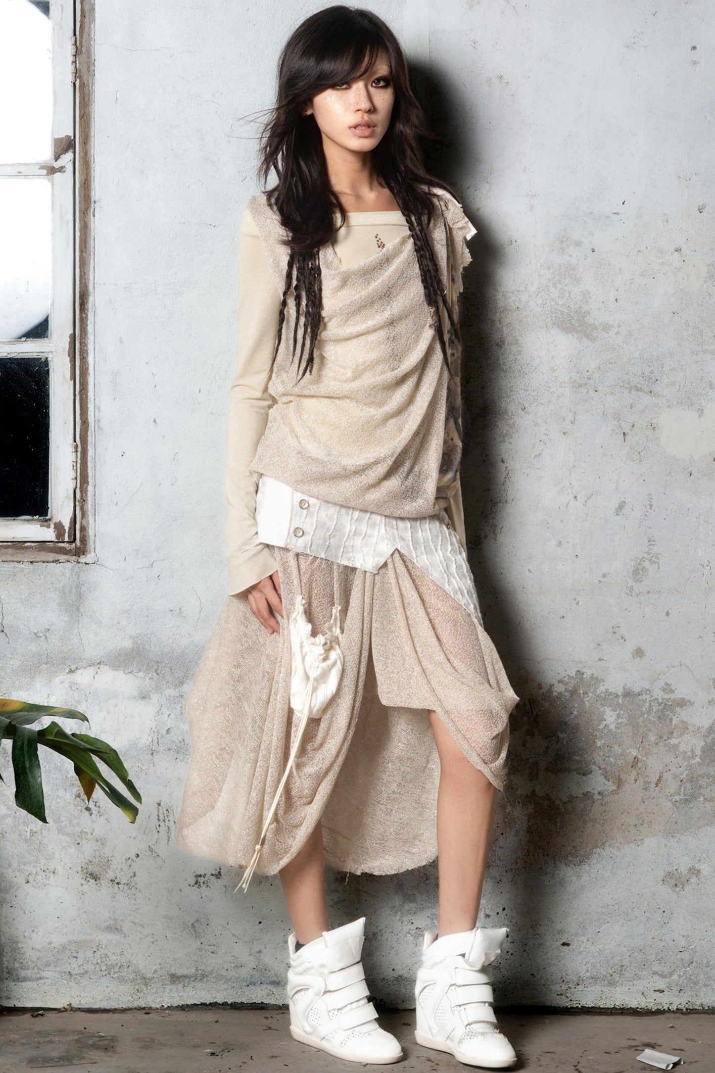 Diamond Collar One-Shoulder Long Sleeve T-Shirt