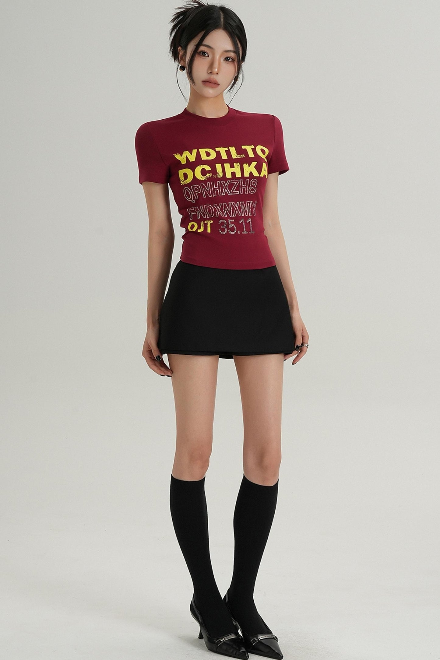 Trendy Short Sleeve Graphic Tee