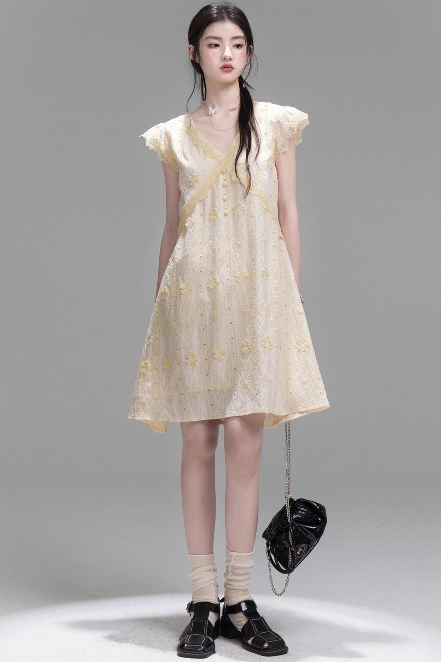 Floral V-Neck Ruffle Dress