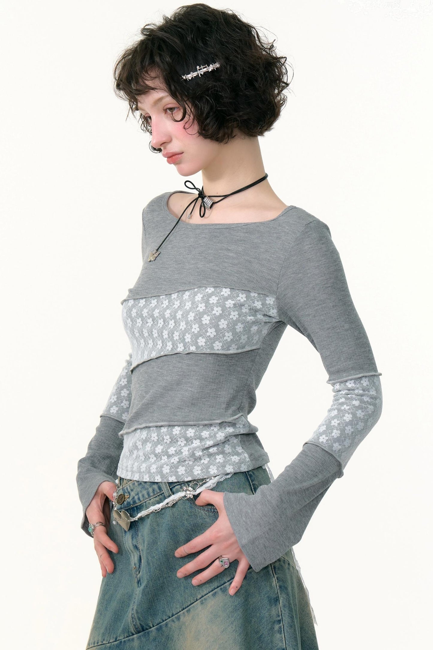 Twill Stitch Lace Knit Top