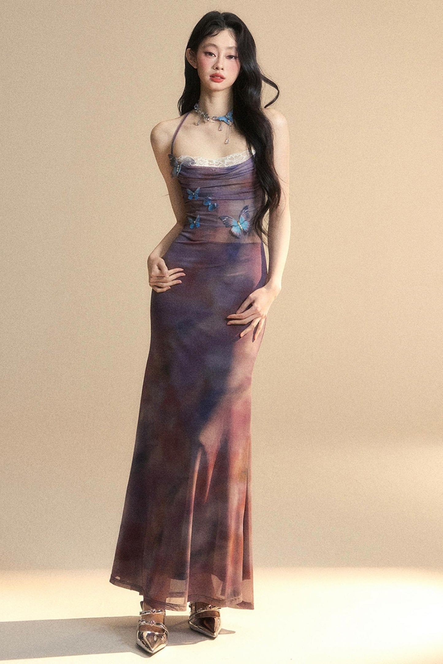 Elegant Waist-Shaped Dress