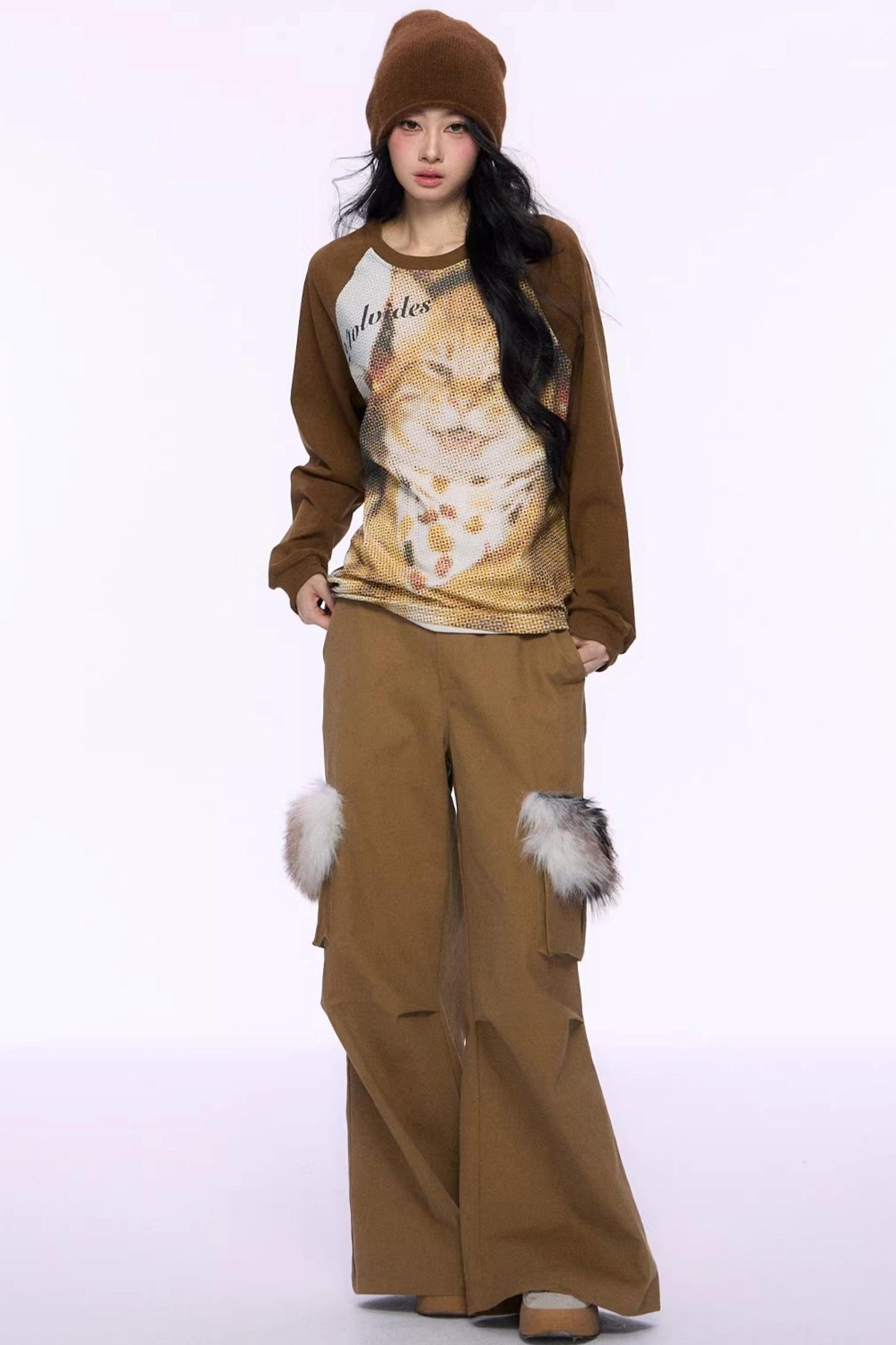 Cat Print Raglan Knit Top