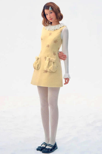 Three-Dimensional Lace Knit Slim Top