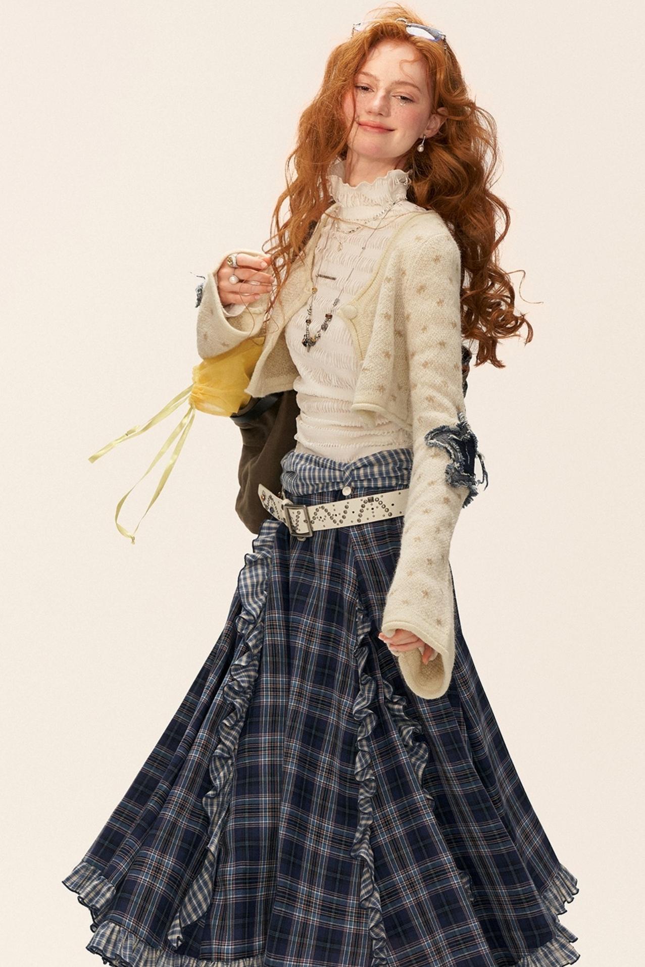 High-Neck Knitted Striped Slimming Shirt