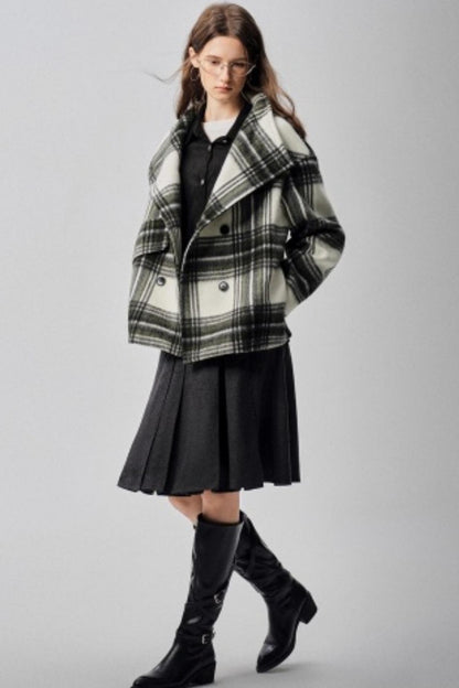 Large Lapel Plaid Woolen Coat