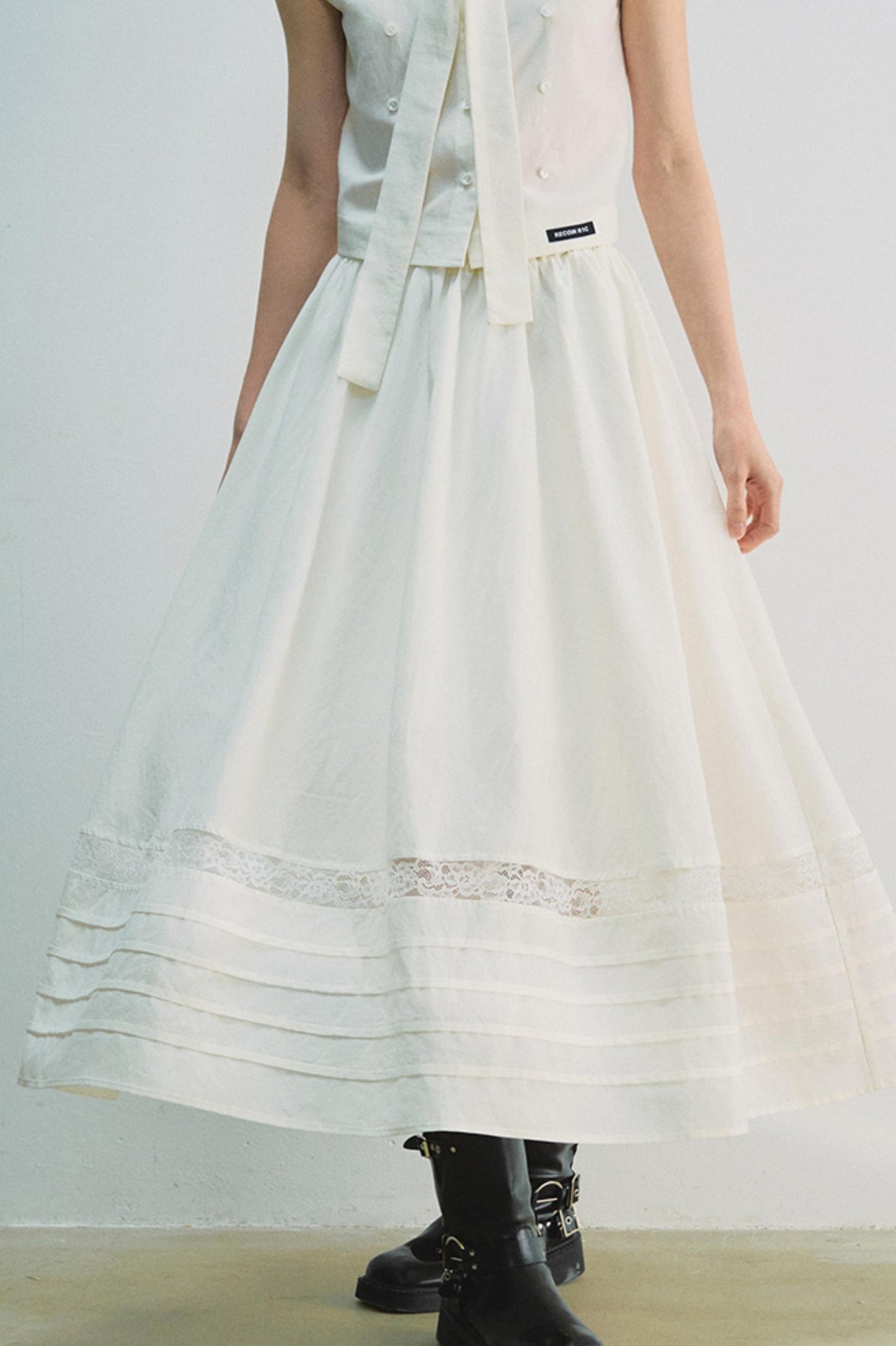 Elegant White Lace Set