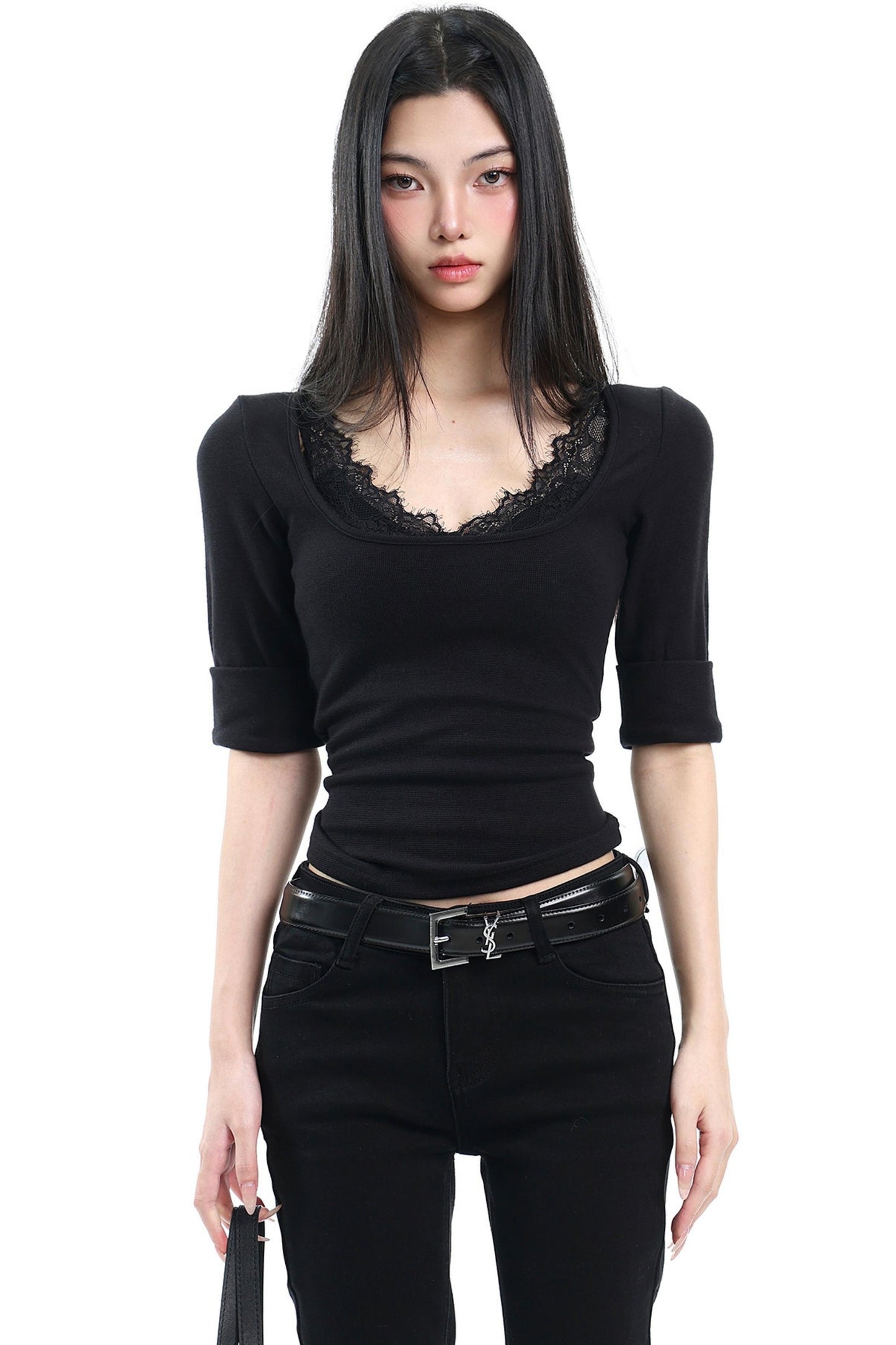 Figurbetontes Oberteil mit Spitzensaum